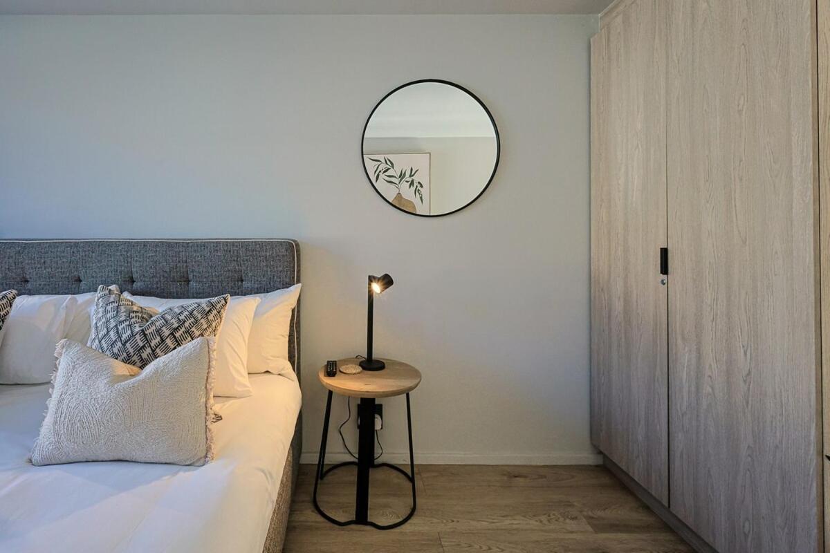 Stylish Topfloor At The Harri Mountain & Views Cape Town
